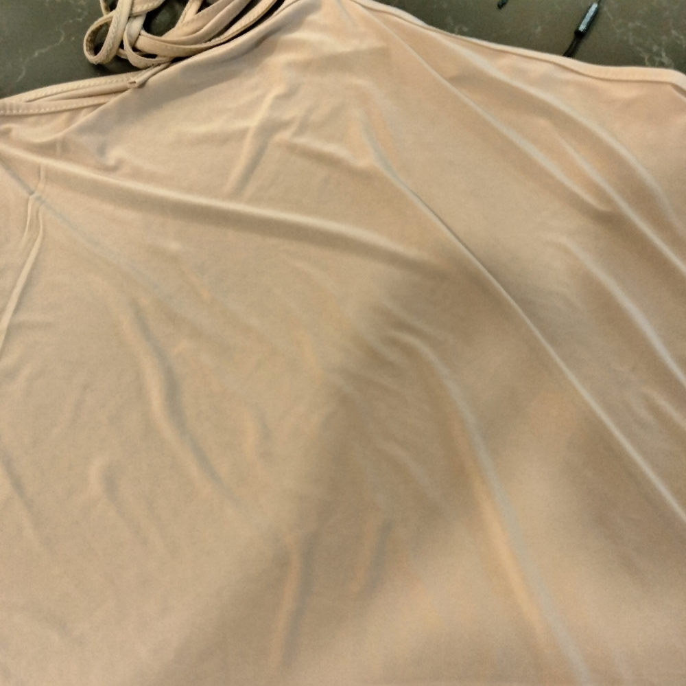 Prettylittlething beige - Picture 3 of 4